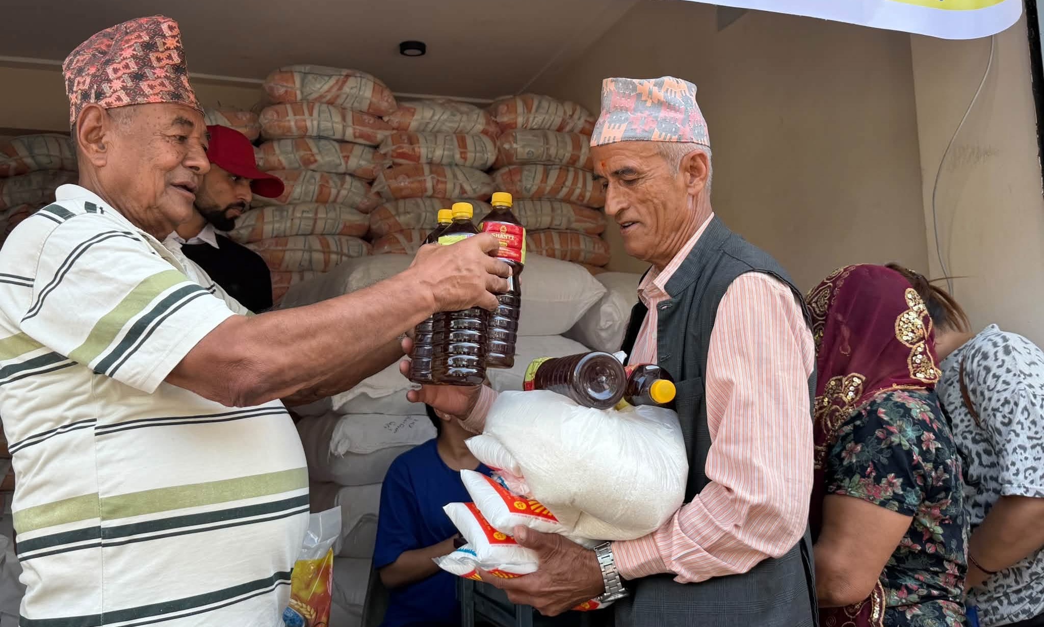 सुपथ मुल्य पसलबाट दश दिनमा २३ लाखको सामान बिक्री